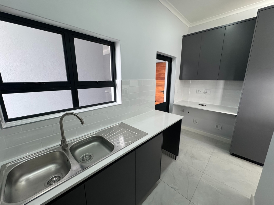 4 Bedroom Property for Sale in Sandown Western Cape